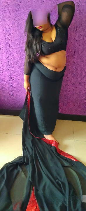 Hyderabad Couple seeking Men